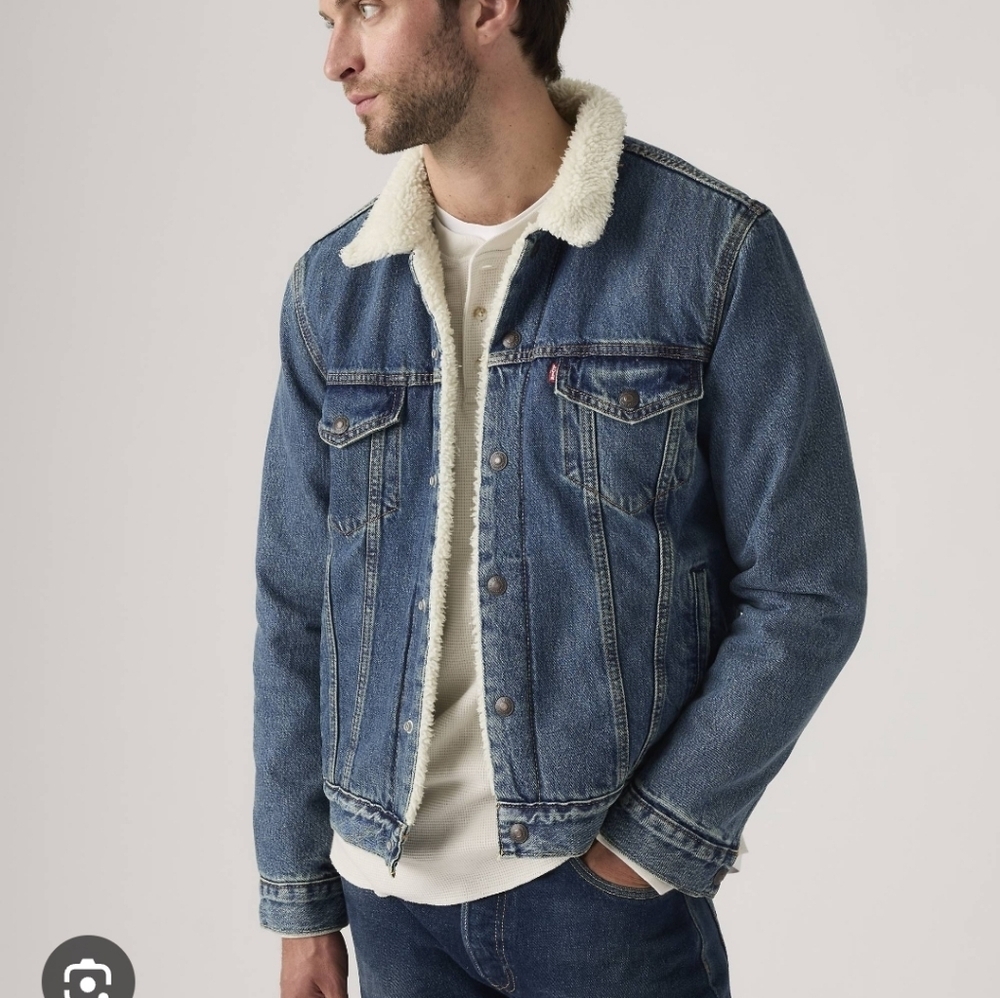 Levi's Classic Blue Denim Jacket with Sherpa Lining XL